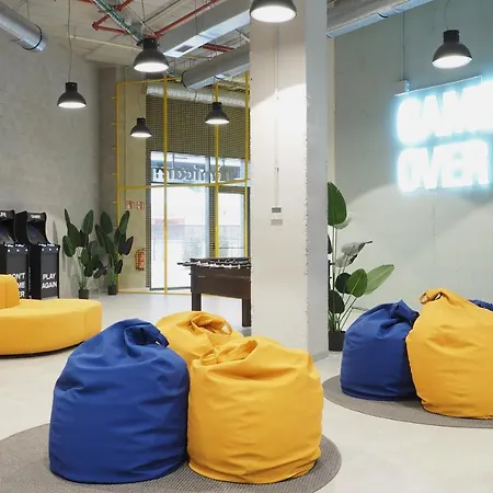 Micampus San Mames Students